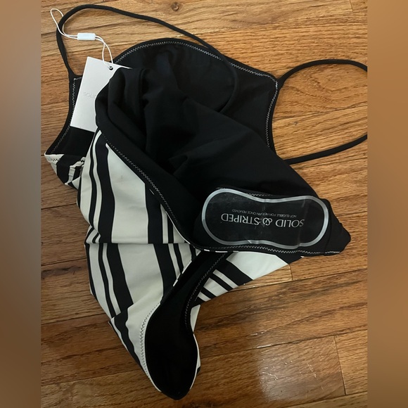 SOLID & STRIPED One Piece Bathing Suit - Picture 4 of 7